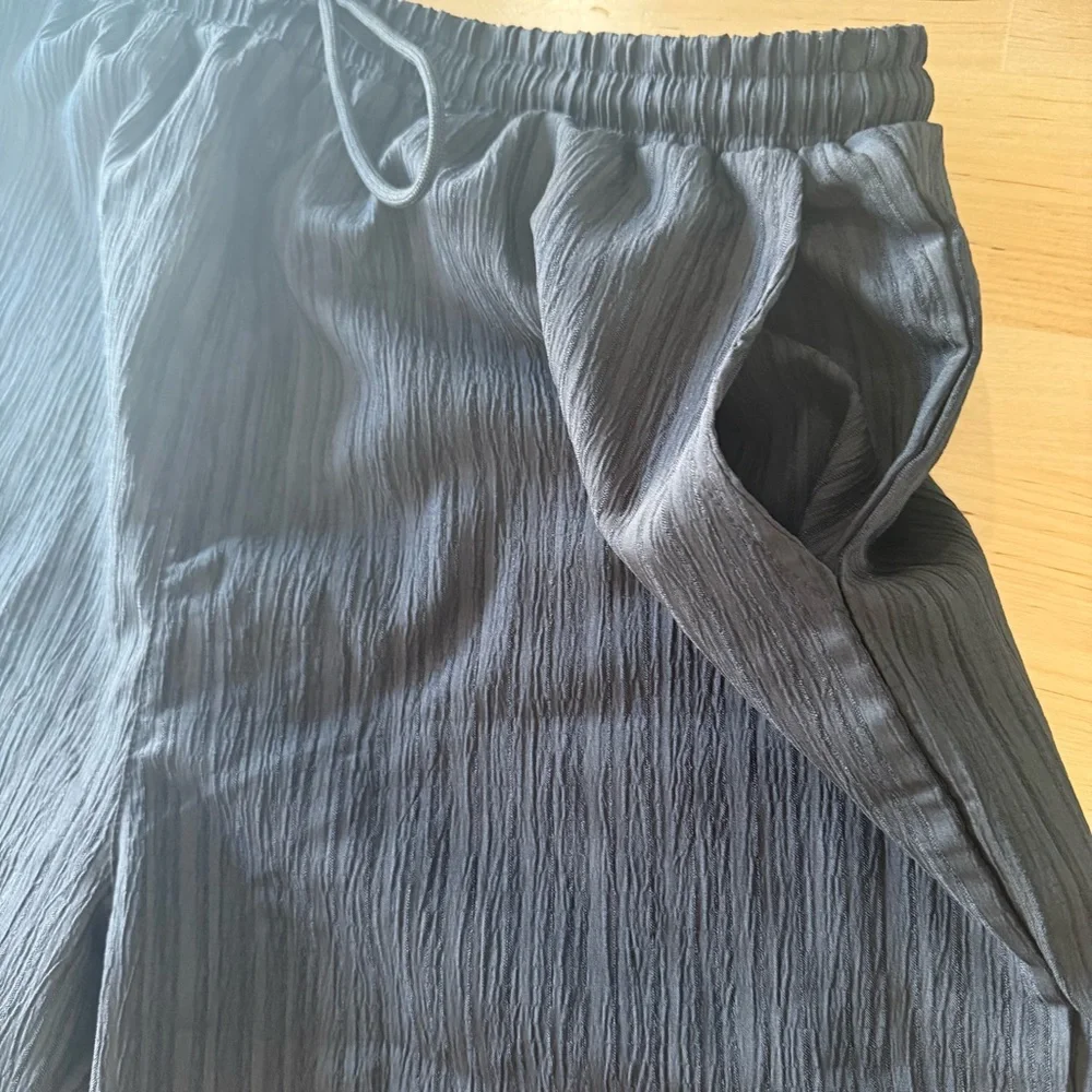 NWOT Manfinity‎ Tan Shorts